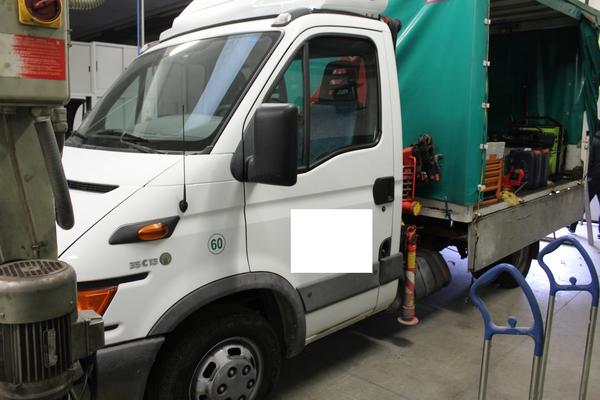 19#3918 Iveco 35C13A concassone telonato in vendita - foto 3