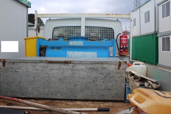 27#3918 Iveco 35/E4 cassone conserbatoio per carburante in vendita - foto 7