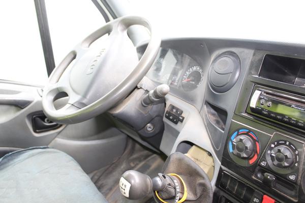 27#3918 Iveco 35/E4 cassone conserbatoio per carburante in vendita - foto 14