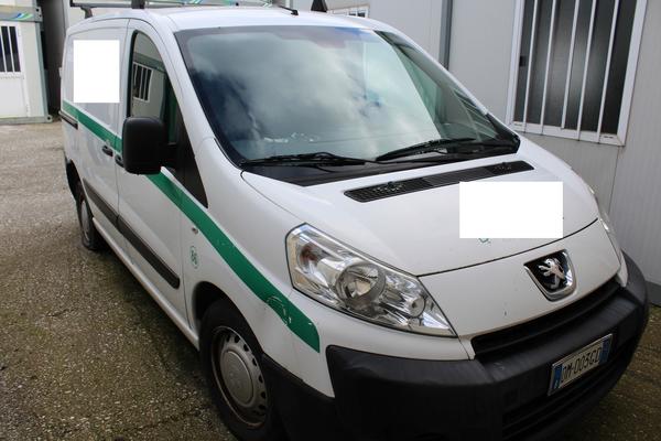 28#3918 Furgone autocarro Peugeot expert in vendita - foto 9