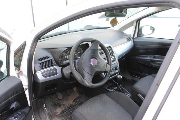 3#3918 Fiat Grande Punto in vendita - foto 9
