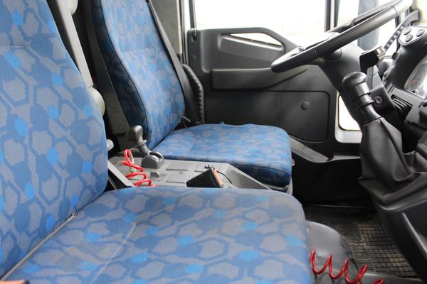 30#3918 Iveco Eurocargo 180/E4 con cassone ribaltabile in vendita - foto 20