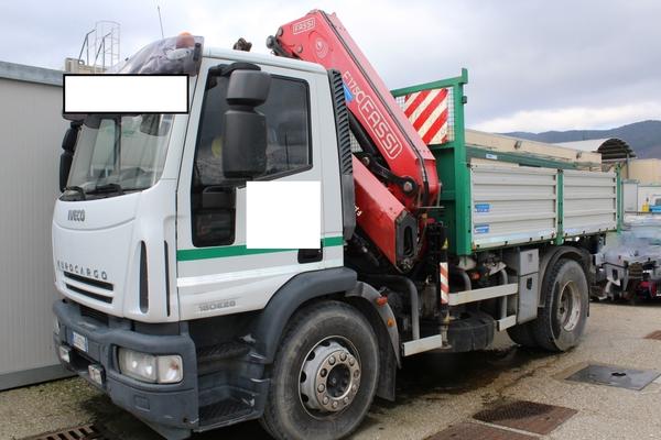 30#3918 Iveco Eurocargo 180/E4 con cassone ribaltabile in vendita - foto 22