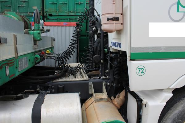 31#3918 Trattore stradale Volvo Truck e semirimorchi in vendita - foto 15