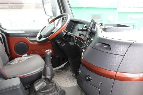 31#3918 Trattore stradale Volvo Truck e semirimorchi in vendita - foto 18