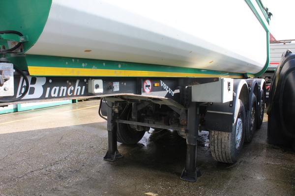 31#3918 Trattore stradale Volvo Truck e semirimorchi in vendita - foto 35