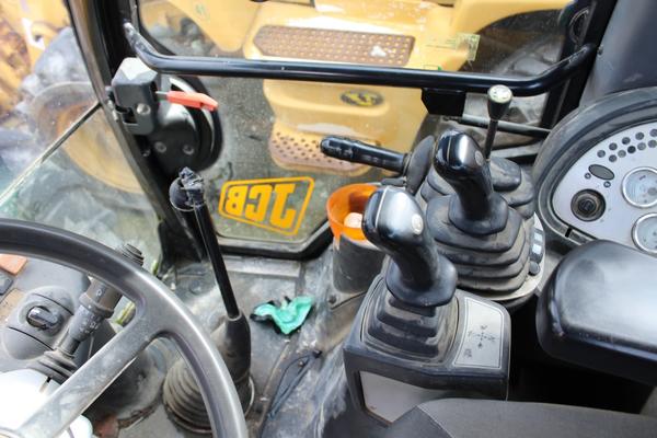 40#3918 Terna escavatore JCB 3CX in vendita - foto 19