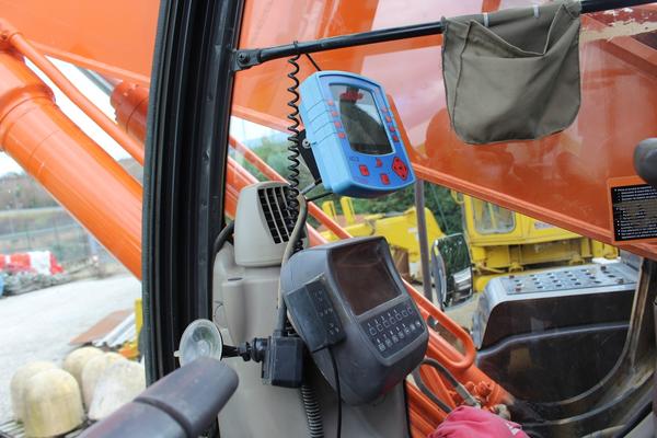 43#3918 Escavatore cingolato Zaxis Hitachi in vendita - foto 12