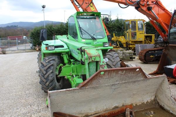 48#3918 Sollevatore telescopico Merlo completo di pala e forche in vendita - foto 1