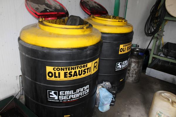 56#3918 Distributore gasolio e fusti olio in vendita - foto 7