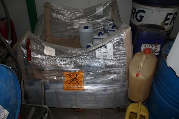 56#3918 Distributore gasolio e fusti olio in vendita - foto 11