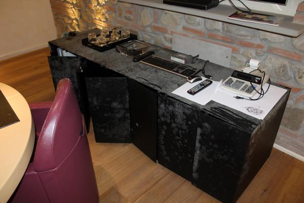 64#3918 Tavolo riunioni e impianto Bose in vendita - foto 6