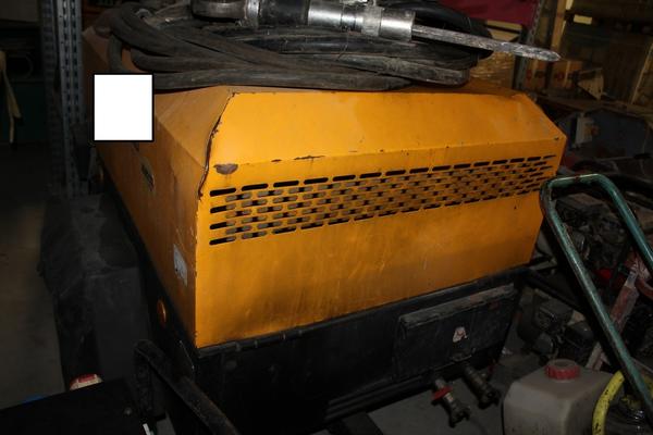 76#3918 Compressore a gasolio Ingersoll Rand in vendita - foto 3