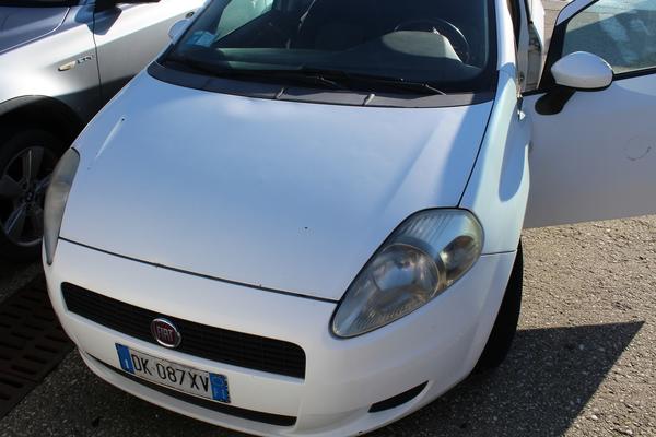 8#3918 Fiat Punto in vendita - foto 3