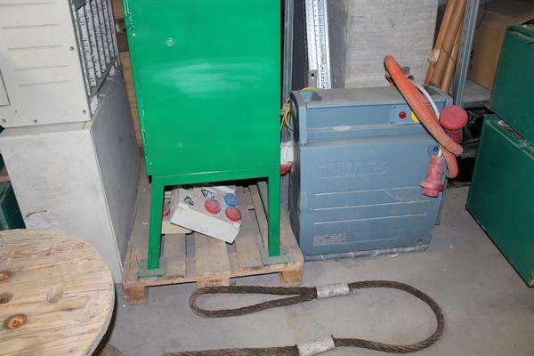 81#3918 Materiale da cantiere e armadietti in vendita - foto 22