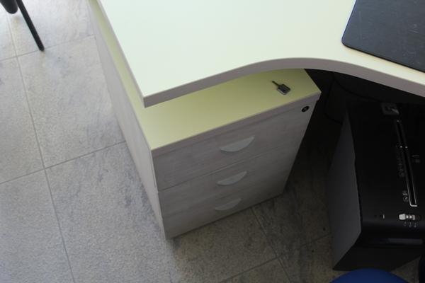 88#3918 Arredi e attrezzatura da ufficio in vendita - foto 17