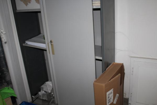 90#3918 Arredi e attrezzatura da ufficio in vendita - foto 4