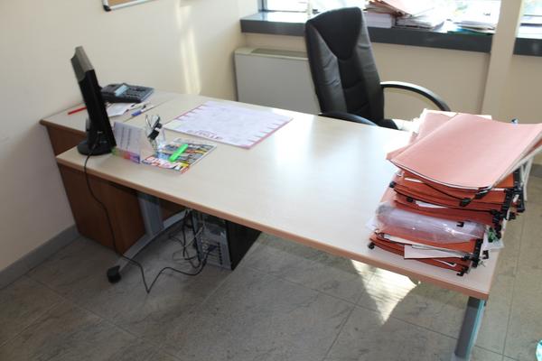 91#3918 Arredi e attrezzatura da ufficio in vendita - foto 19