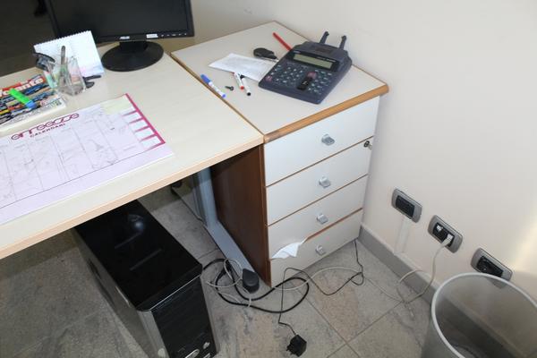 91#3918 Arredi e attrezzatura da ufficio in vendita - foto 21