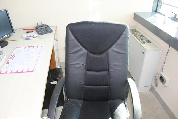 91#3918 Arredi e attrezzatura da ufficio in vendita - foto 23