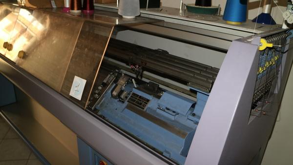 1#3920 Macchina rettilinea Stoll in vendita - foto 10