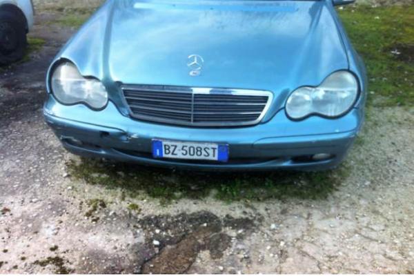 5#3924 Auto Mercedes 220 CDI Sw in vendita - foto 2