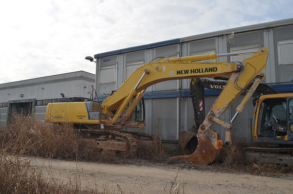 1#3927 Escavatore cingolato New Holland E485B in vendita - foto 1
