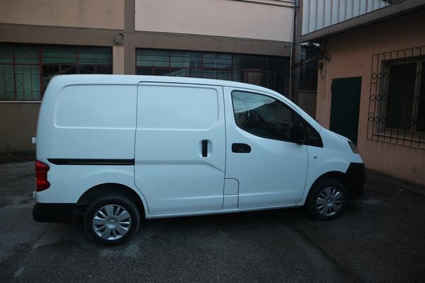 10#3931 Furgone Nissan in vendita - foto 2