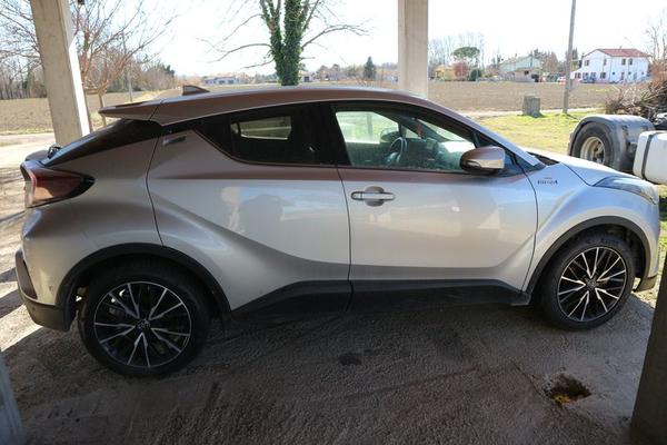 3#3932 Automobile Toyota C-HR in vendita - foto 1
