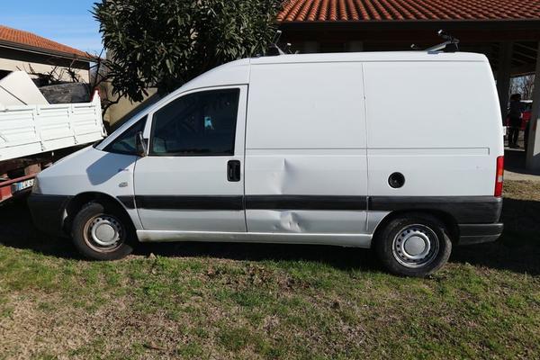 Autocarri in vendita