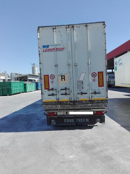 Lot Tmt Three Axle Semi Trailer Walking Floor