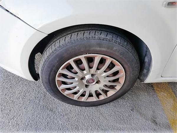 3#3949 Autocarro Fiat Punto Van in vendita - foto 8