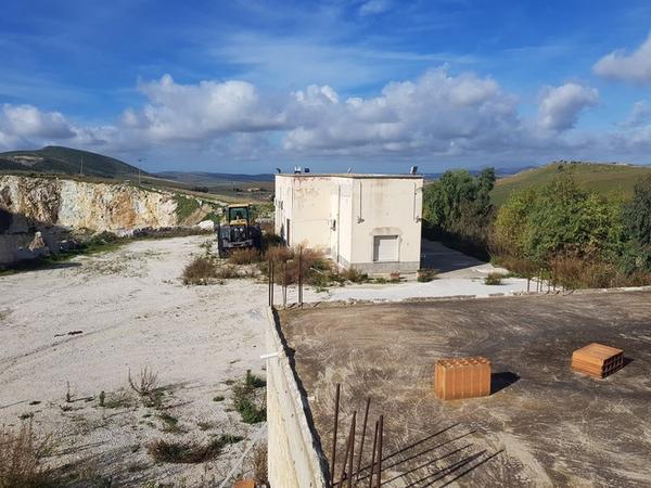 1#3950 Cessione di azienda dedita all’estrazione di pietra calcarea in vendita - foto 69
