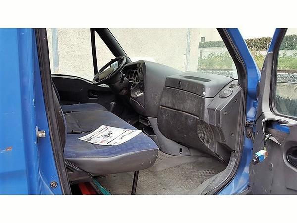 4#3958 Autocarro IVECO 35C9 in vendita - foto 17