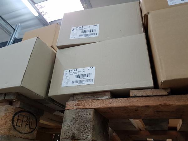 1#3960 Beni di consumo in vendita - foto 250