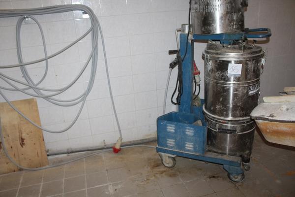 16#3961 Aspiratore per forni Atex e tavolo in acciaio in vendita - foto 5