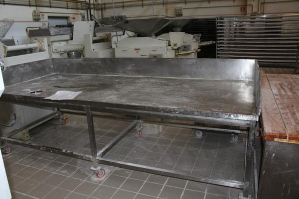 20#3961 Tavoli in acciaio Inox in vendita - foto 9