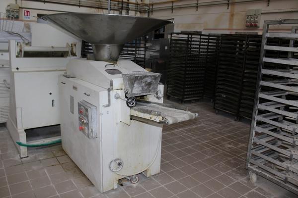 21#3961 Macchina spezzatrice di impasti Esmach in vendita - foto 1