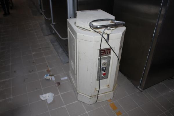 33#3961 Spezzatrice esagonale Esmach in vendita - foto 2