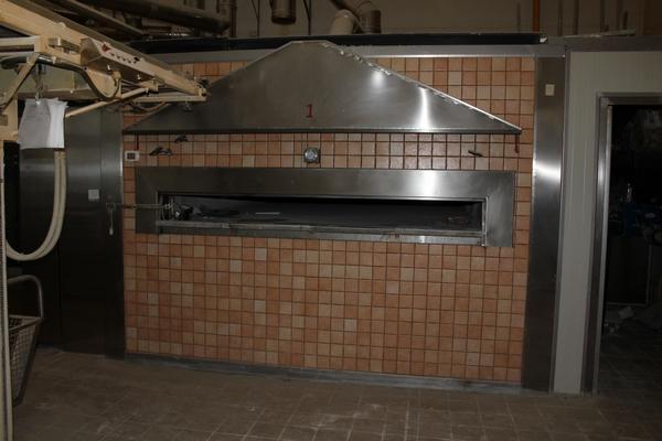 43#3961 Forno a legna in muratura con bruciatore e attrezzatura in vendita - foto 1