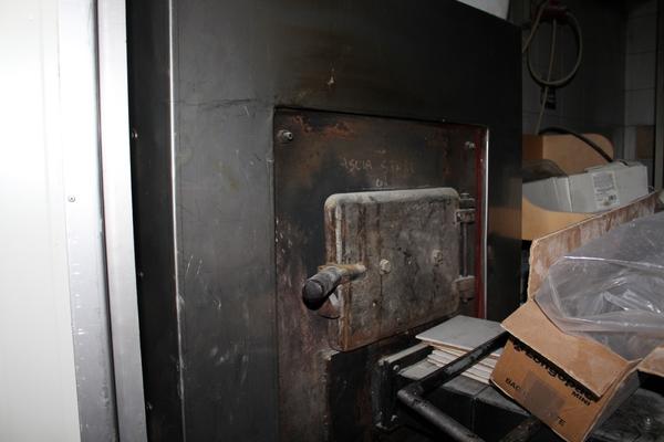 43#3961 Forno a legna in muratura con bruciatore e attrezzatura in vendita - foto 24