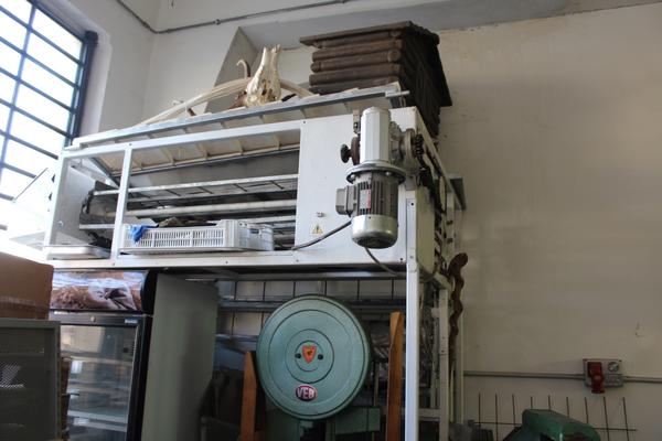 57#3961 Scaffalature e attrezzatura in vendita - foto 5