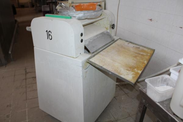 9#3961 Macchina formatrice per panini Esmach in vendita - foto 4