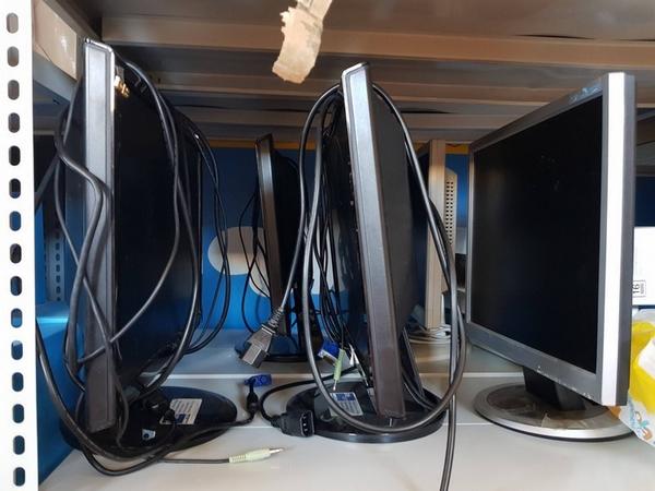 1#3967 Arredi ed attrezzature per negozio in vendita - foto 7