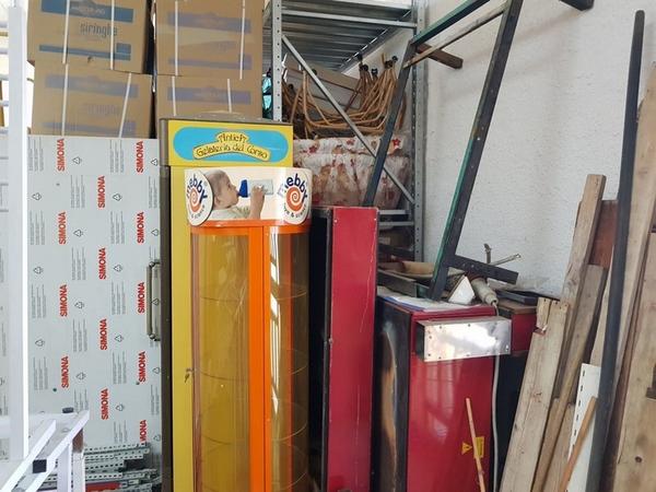 1#3967 Arredi ed attrezzature per negozio in vendita - foto 20