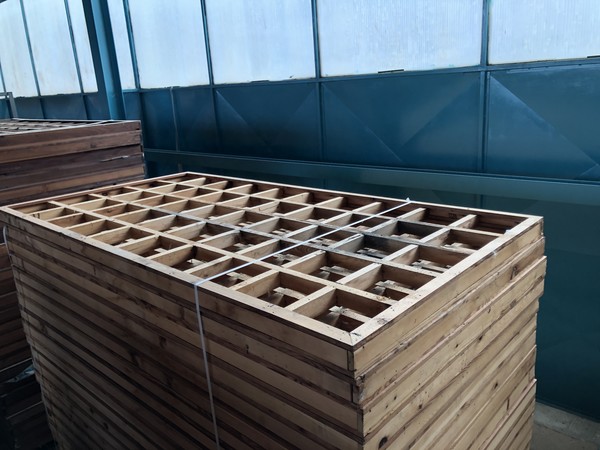 36#3977 Stock grigliati in legno per giardini in vendita - foto 2
