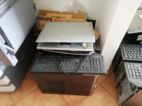 6#3984 Stock di arredi ed attrezzature da ufficio in vendita - foto 5