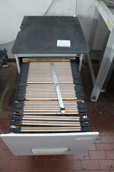 20#3985 Schedario con lastre per cilindri perforatori in vendita - foto 3