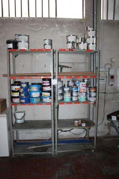 28#3985 Scaffalatura leggera con colori per stampe in vendita - foto 1