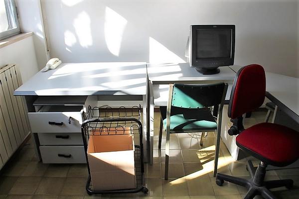 76#3985 Arredo da ufficio vario in vendita - foto 1